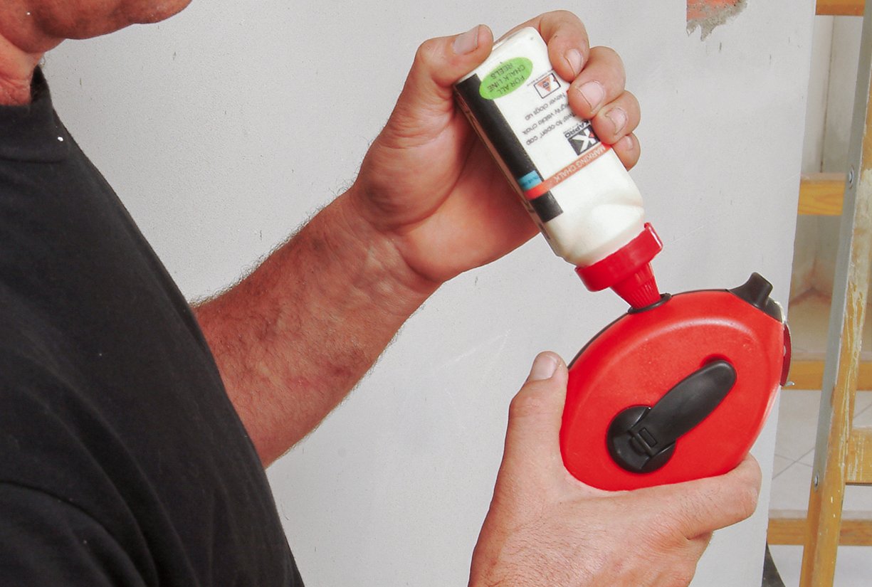 Kapro 213 Ergonomic Chalk Line with Easy to Use No-Spill Refill